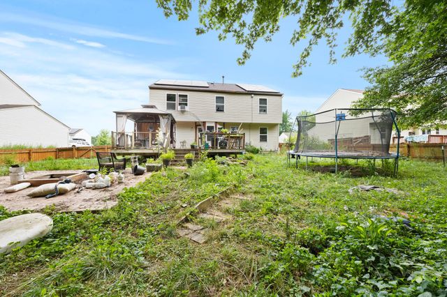 109 Longwood Crossing Boulevard, Etna, OH 43062