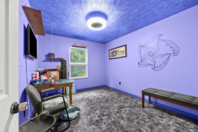 109 Longwood Crossing Boulevard, Etna, OH 43062