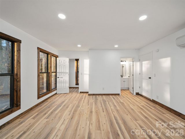 139 Church Street, Burnsville, NC 28714