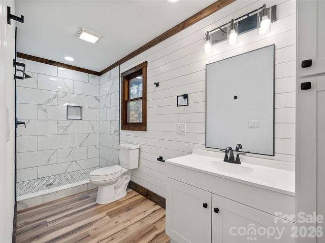 139 Church Street, Burnsville, NC 28714