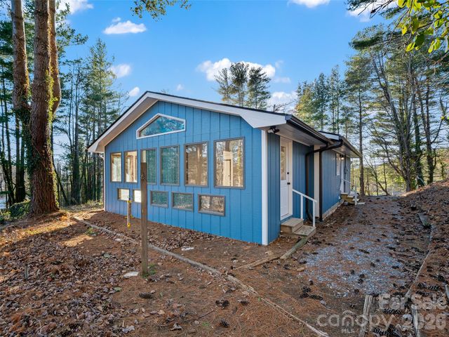 139 Church Street, Burnsville, NC 28714