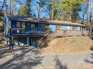 139 Church Street, Burnsville, NC 28714