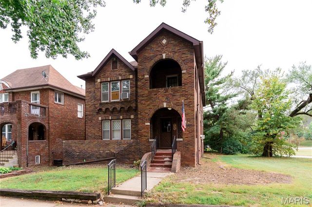 7360 Dartmouth Avenue, University City, MO 63130