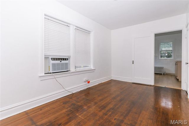 7360 Dartmouth Avenue, University City, MO 63130