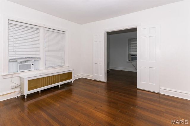 7360 Dartmouth Avenue, University City, MO 63130