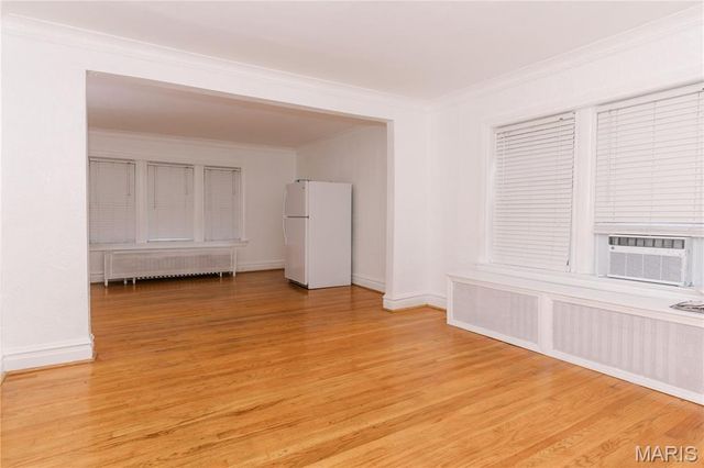 7360 Dartmouth Avenue, University City, MO 63130