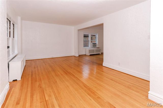 7360 Dartmouth Avenue, University City, MO 63130