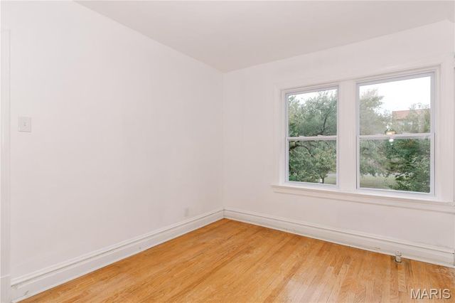 7360 Dartmouth Avenue, University City, MO 63130