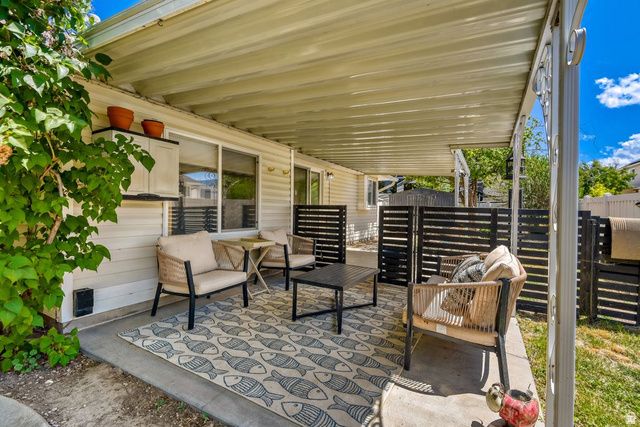 3224 S HINTON CT, West Valley City, UT 84128