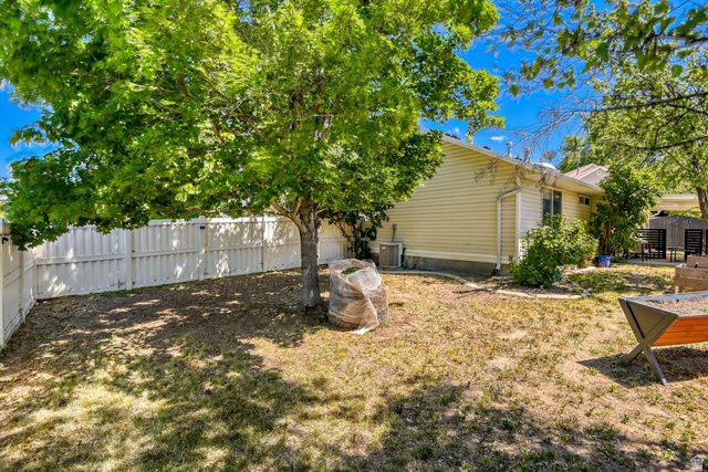3224 S HINTON CT, West Valley City, UT 84128