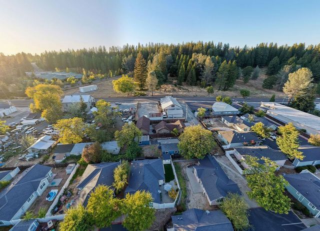 134 Catalpa Ln, Grass Valley, CA 95945