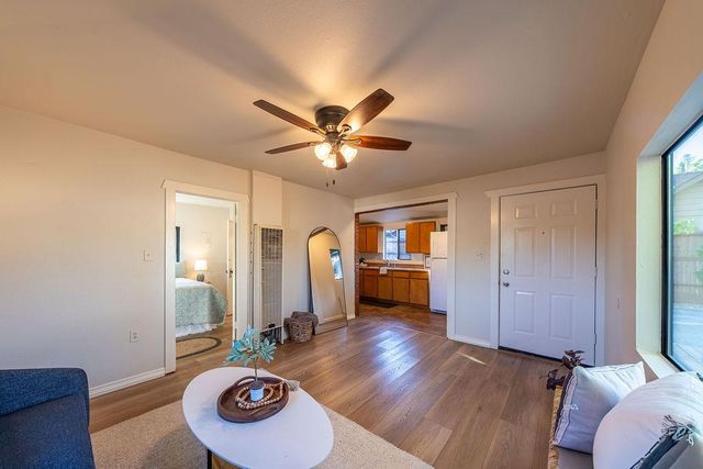 134 Catalpa Ln, Grass Valley, CA 95945