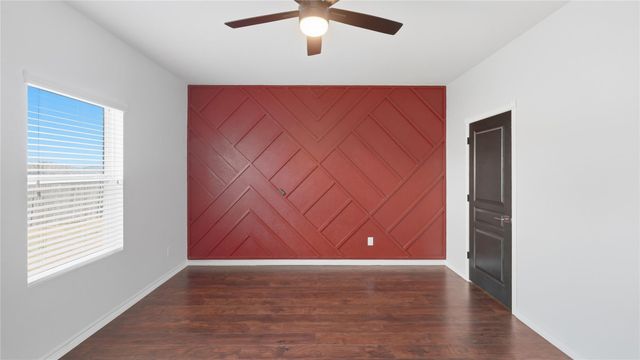 312 Waterloo DR, Kyle, TX 78640