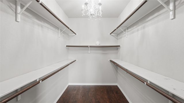 312 Waterloo DR, Kyle, TX 78640