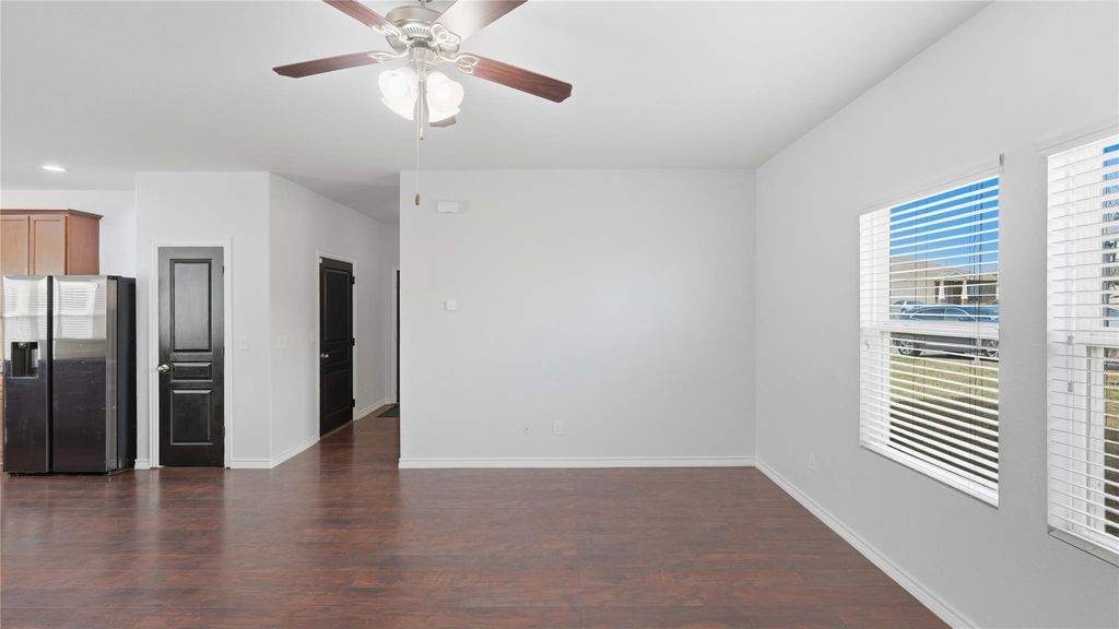 312 Waterloo DR, Kyle, TX 78640