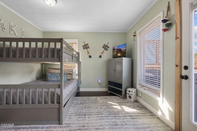 1448 Dover Lane, Dandridge, TN 37725