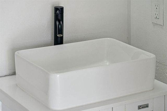 1953 LINDA AVENUE, Ormond Beach, FL 32174