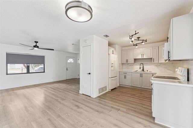 1953 LINDA AVENUE, Ormond Beach, FL 32174