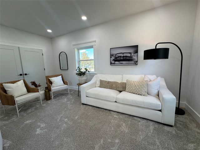 100 8th Street, Adair, IA 50002