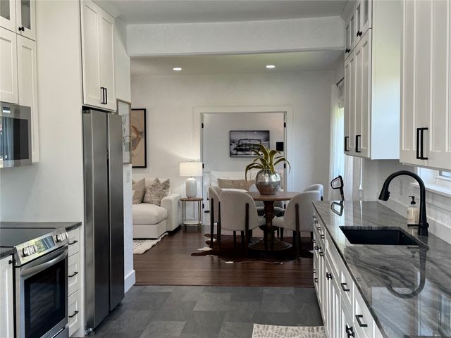 100 8th Street, Adair, IA 50002