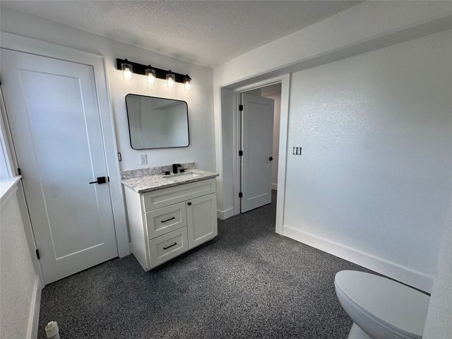 100 8th Street, Adair, IA 50002