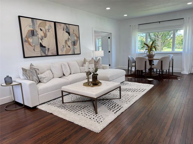 100 8th Street, Adair, IA 50002