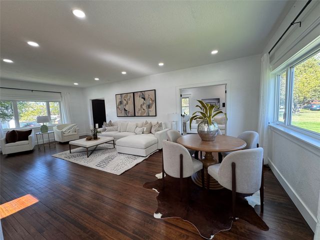 100 8th Street, Adair, IA 50002