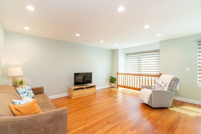 459 Concord Avenue 1, Cambridge, MA 02138