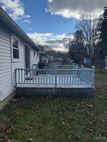 119 Gordon Road, Clay, NY 13212