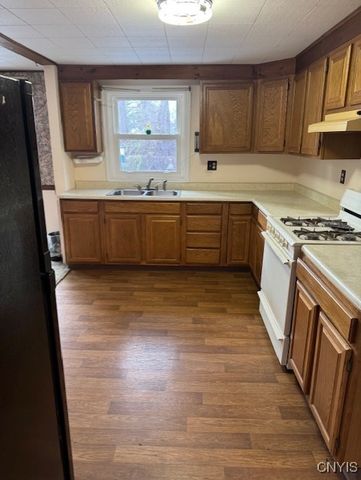 119 Gordon Road, Clay, NY 13212