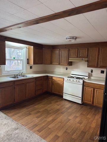 119 Gordon Road, Clay, NY 13212