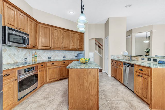 1716 Ivy Lane, Carrollton, TX 75007