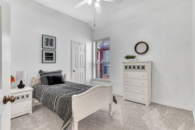 1716 Ivy Lane, Carrollton, TX 75007