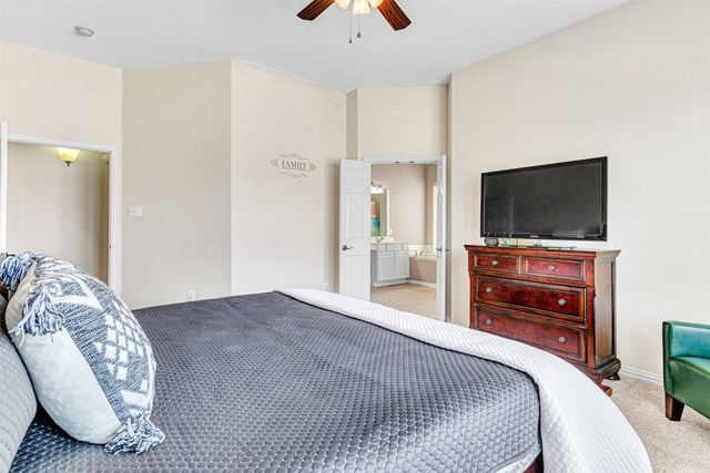 1716 Ivy Lane, Carrollton, TX 75007