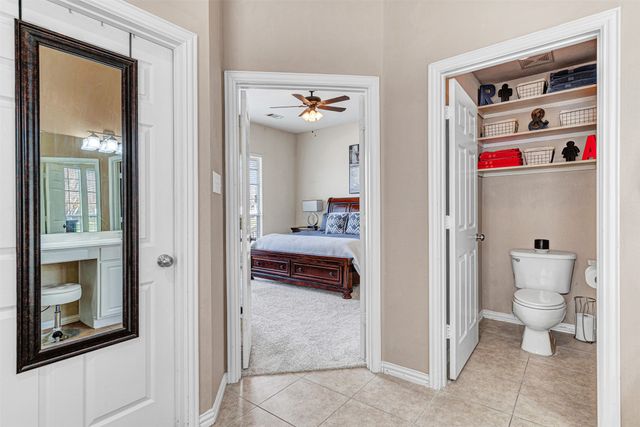 1716 Ivy Lane, Carrollton, TX 75007