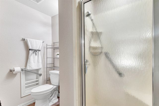 1716 Ivy Lane, Carrollton, TX 75007