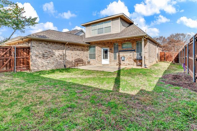 1716 Ivy Lane, Carrollton, TX 75007