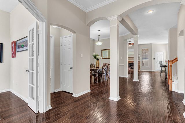 1716 Ivy Lane, Carrollton, TX 75007