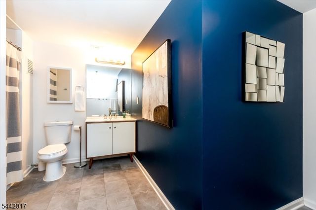 350 Scotland Rd 106, City Of Orange Twp., NJ 07050