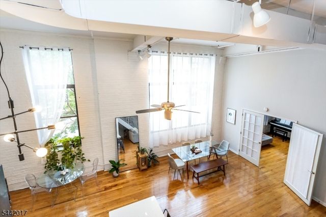 350 Scotland Rd 106, City Of Orange Twp., NJ 07050