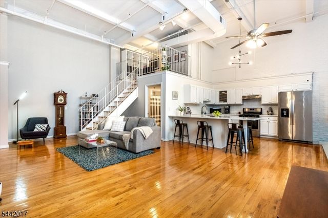 350 Scotland Rd 106, City Of Orange Twp., NJ 07050
