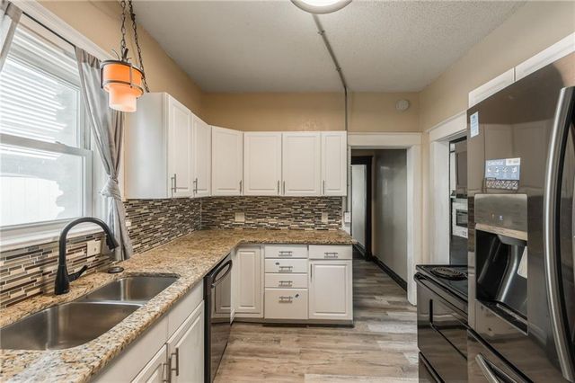 3810 Wyandotte Street, Kansas City, MO 64111