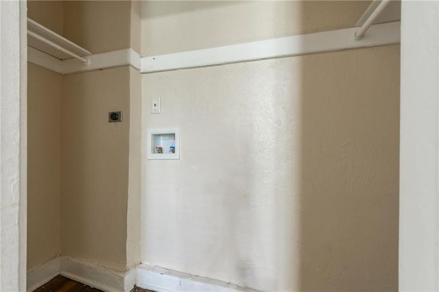 3810 Wyandotte Street, Kansas City, MO 64111