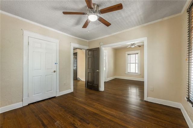 3810 Wyandotte Street, Kansas City, MO 64111