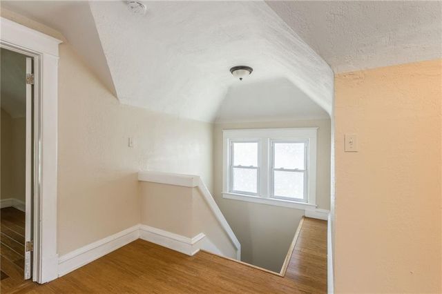 3810 Wyandotte Street, Kansas City, MO 64111