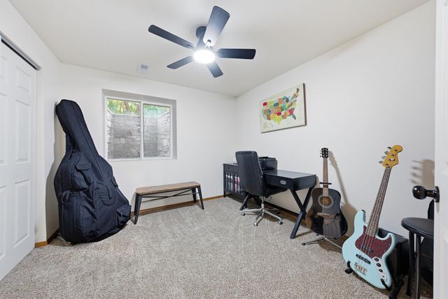 17817 E Galaxy Ct, Greenacres, WA 99016