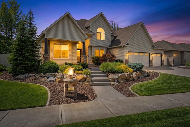 17817 E Galaxy Ct, Greenacres, WA 99016