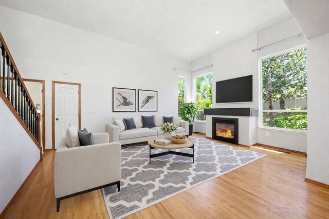 17817 E Galaxy Ct, Greenacres, WA 99016