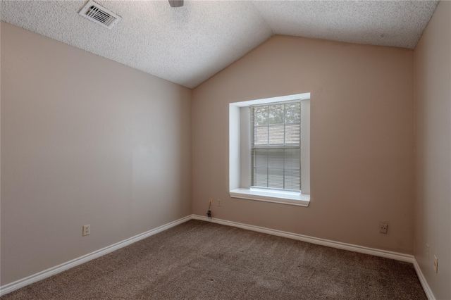 1228 Avenue O H, Huntsville, TX 77340