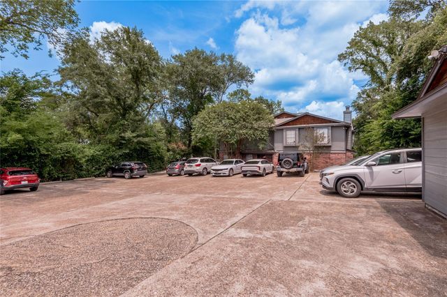 1228 Avenue O H, Huntsville, TX 77340